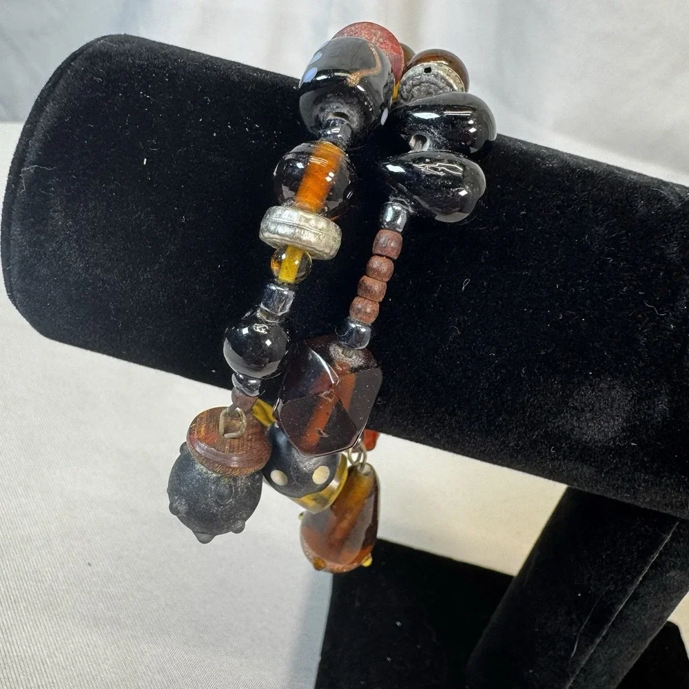Memory Wrap Beaded Bracelet‎ - Black & Browns